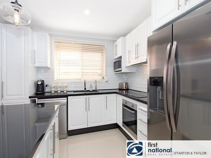 8B Raschke Street, Cambridge Park NSW 2747