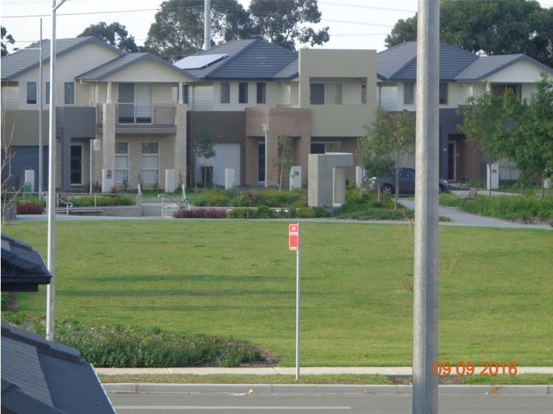 5 WOODROW Way, Penrith NSW 2750