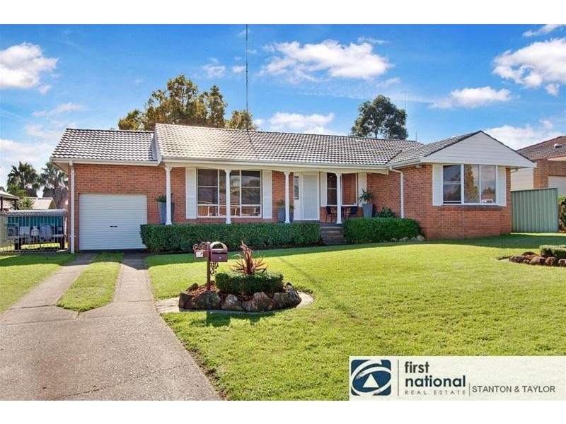 24 Lindsay Crescent, South Penrith NSW 2750