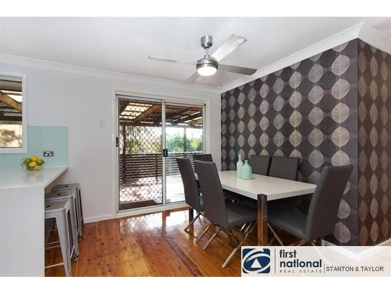 24 Lindsay Crescent, South Penrith NSW 2750