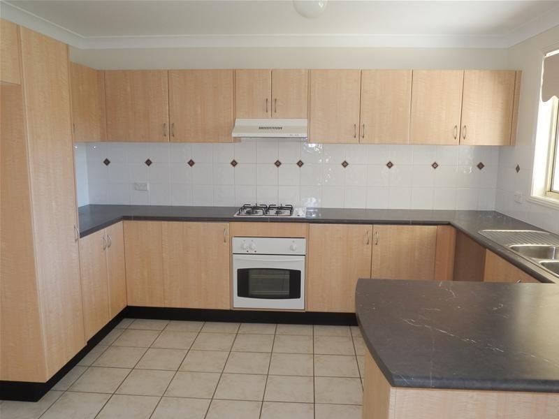 17 Bindee Close, Glenmore Park NSW 2745