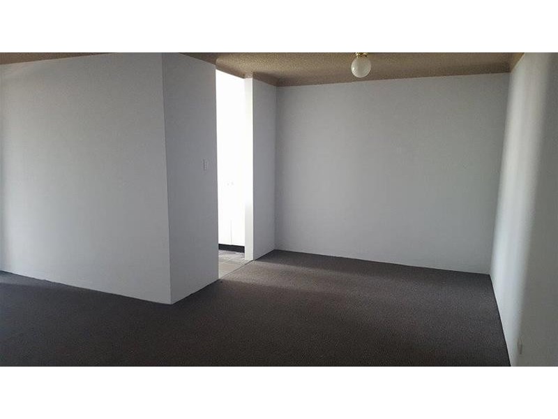 8/30 HAYNES Street, Penrith NSW 2750