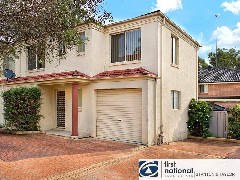 8/24 Robert Street, Penrith NSW 2750