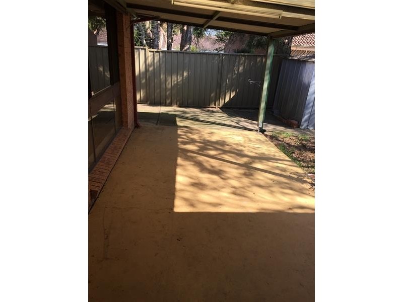 11/33 WOODVIEW Road, Oxley Park NSW 2760