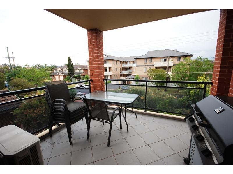 6/14-16 REGENTVILLE Road, Jamisontown NSW 2750