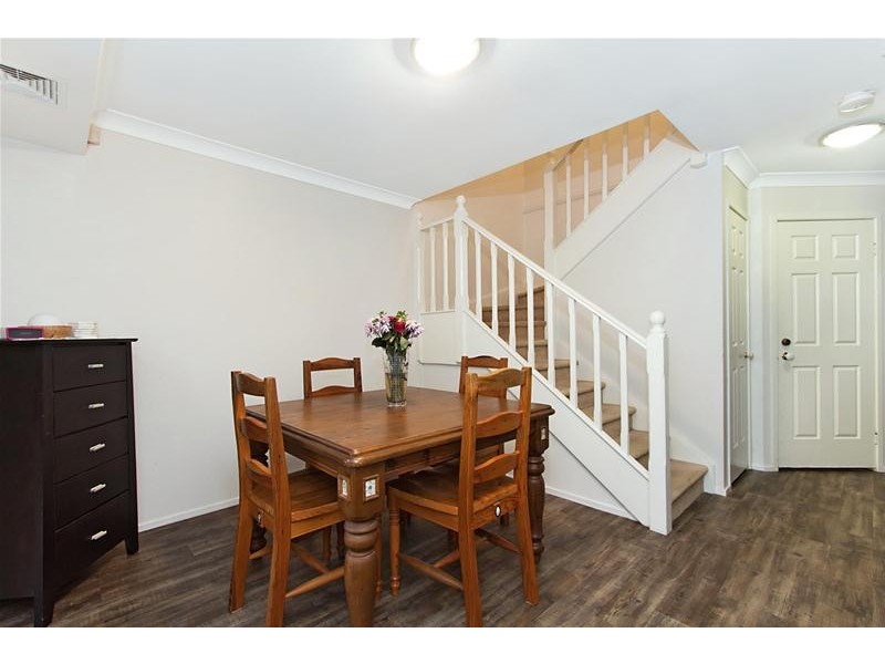 1/8-10 ROBERT Street, Penrith NSW 2750