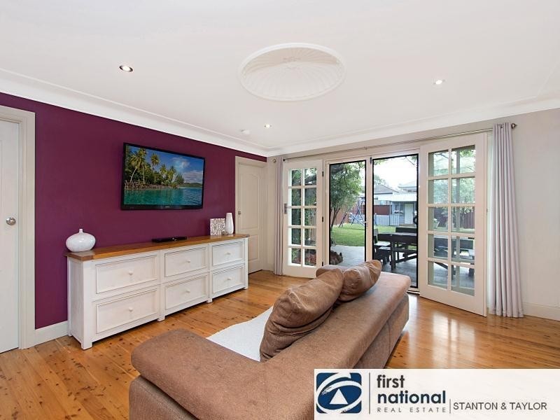 9 PENROSE Crescent, South Penrith NSW 2750