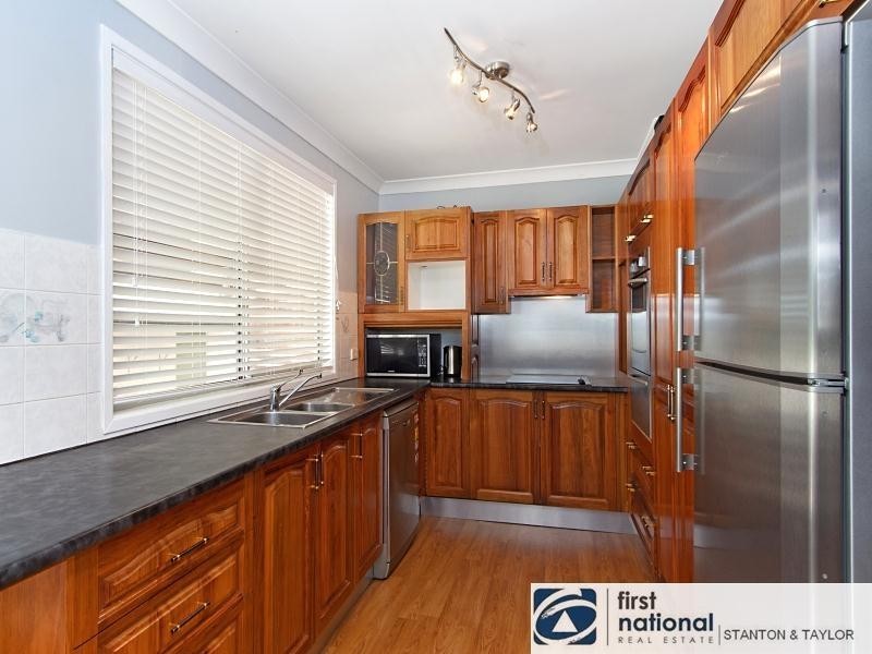 15 Hollier Street, Cambridge Park NSW 2747