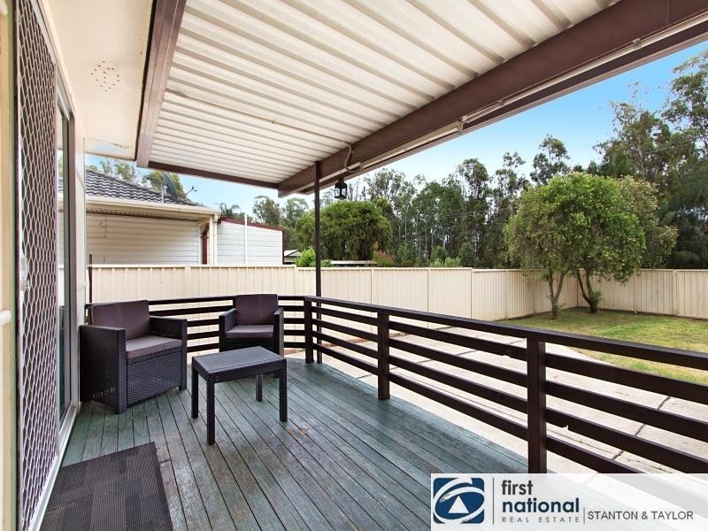 15 Hollier Street, Cambridge Park NSW 2747