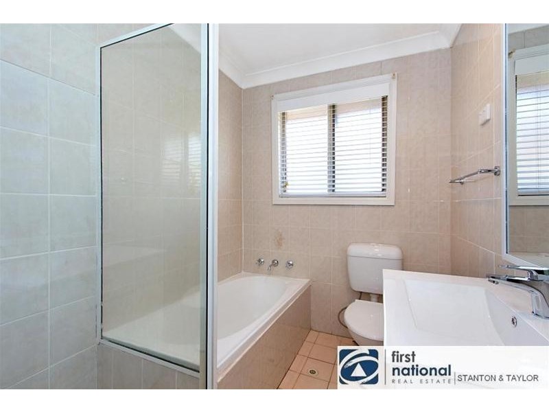 5 Waldron Place, Cambridge Park NSW 2747