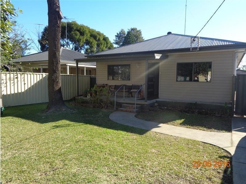 15 Brown Street, Penrith NSW 2750