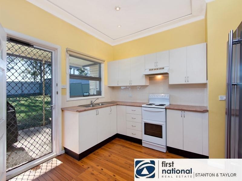 63 GLEBE Place, Penrith NSW 2750