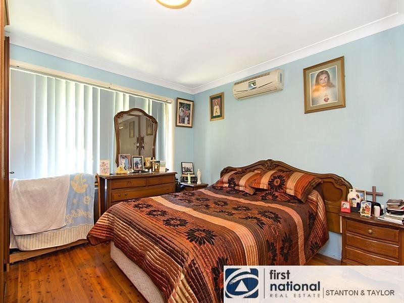 15 Dent Street, Jamisontown NSW 2750