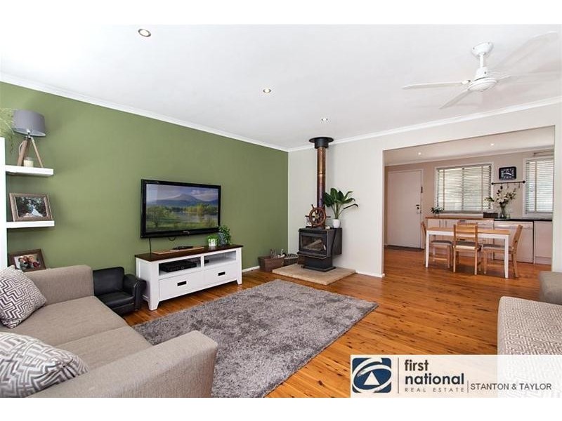 14 Gleam Place, Cranebrook NSW 2749