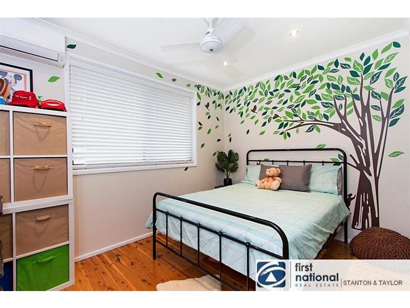 14 Gleam Place, Cranebrook NSW 2749