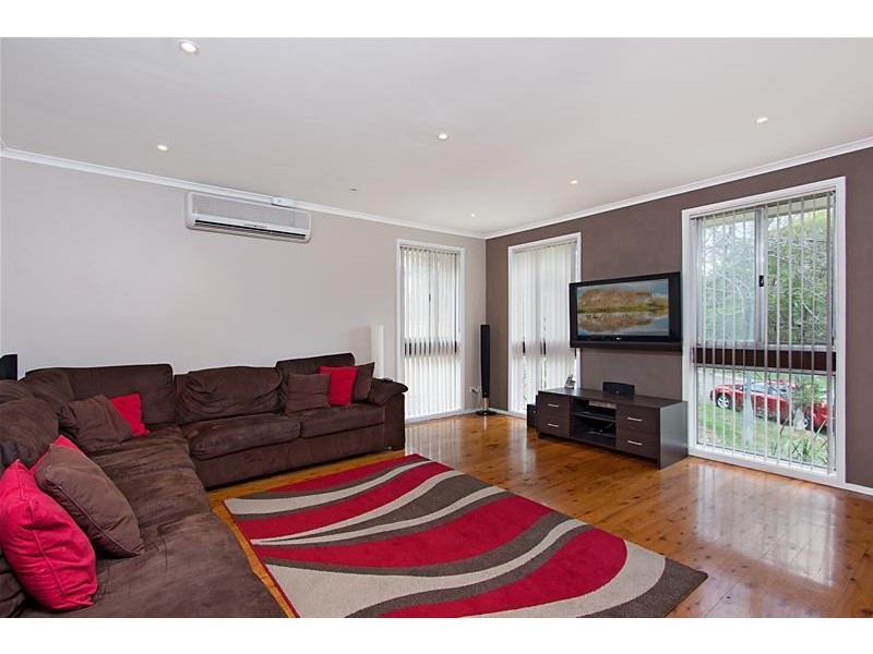 21 Scenic Circuit, Cranebrook NSW 2749