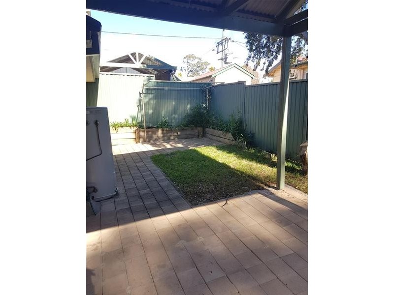 2/151 Derby Street, Penrith NSW 2750