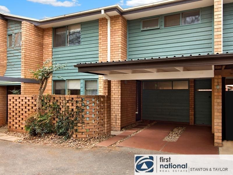 2/4 De Vilnits Parade, Penrith NSW 2750