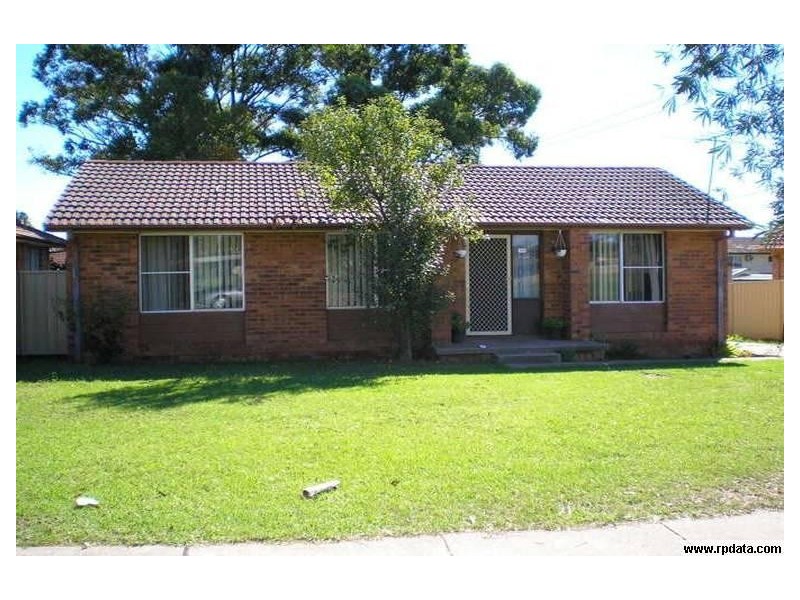 165 Bringelly Road, Kingswood NSW 2747