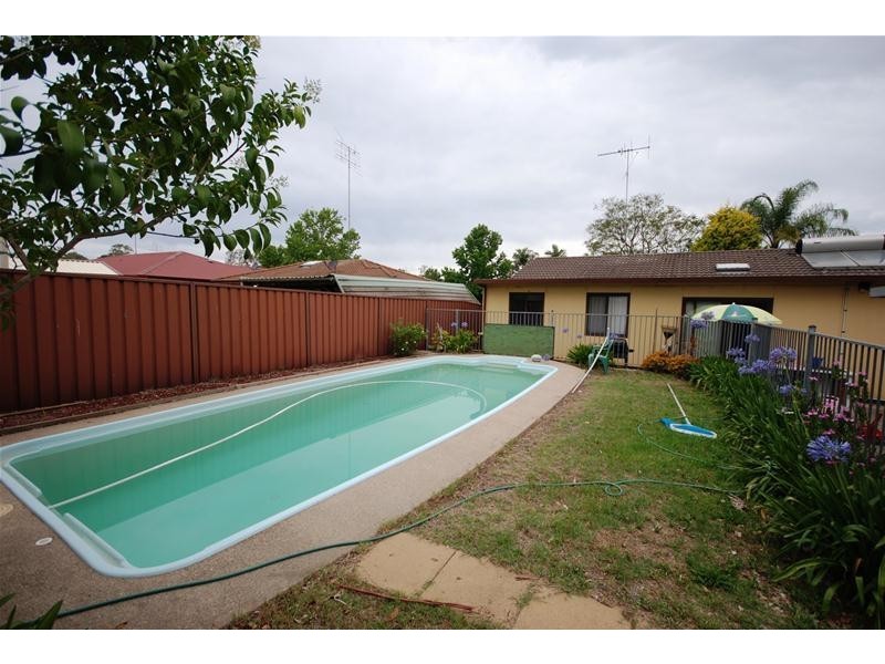 5 Corbin Avenue, South Penrith NSW 2750