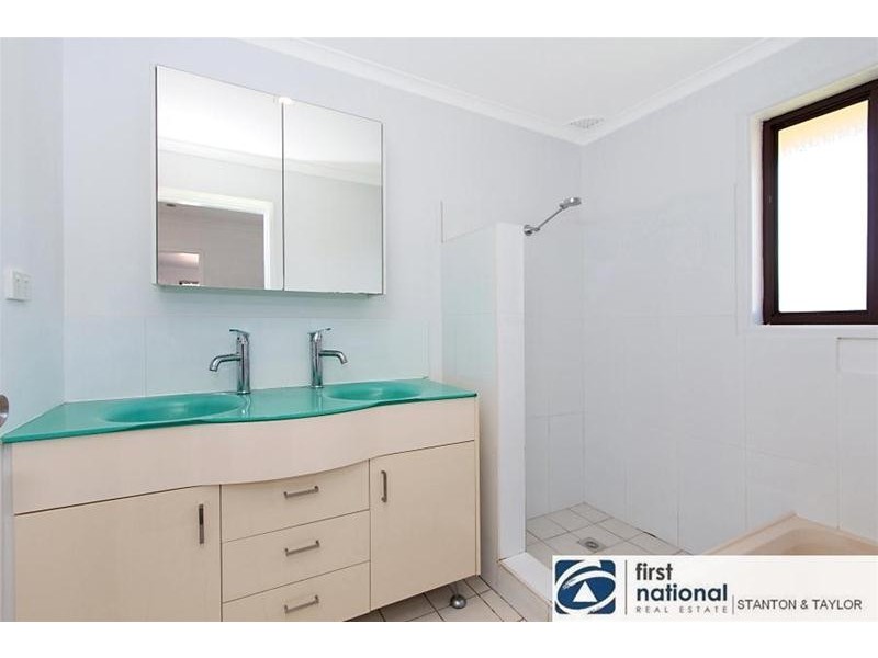 10 Poppy Close, Claremont Meadows NSW 2747