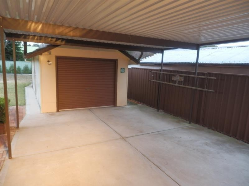 4 LOFTUS Street, Regentville NSW 2745