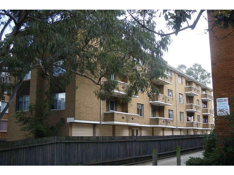 11/211 Derby Street, Penrith NSW 2750