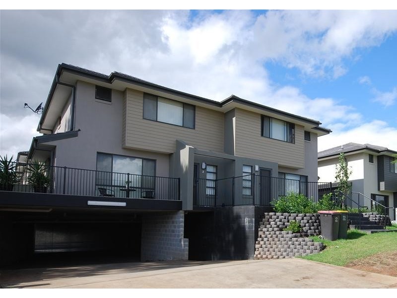 8/32 Luttrell Street, Glenmore Park NSW 2745