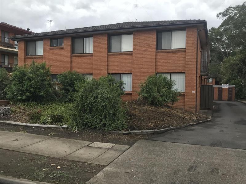 15/13 PRESTON Street, Penrith NSW 2750