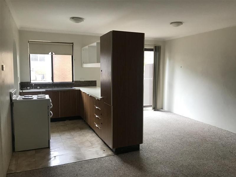 15/13 PRESTON Street, Penrith NSW 2750