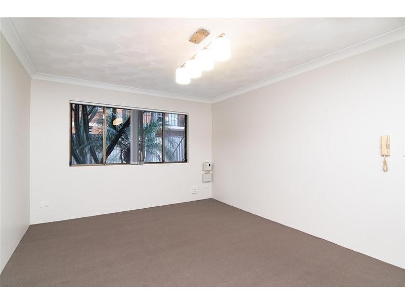 2/17 Preston  Street, Penrith NSW 2750