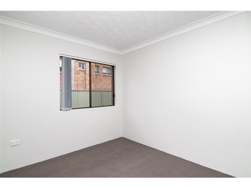 2/17 Preston  Street, Penrith NSW 2750