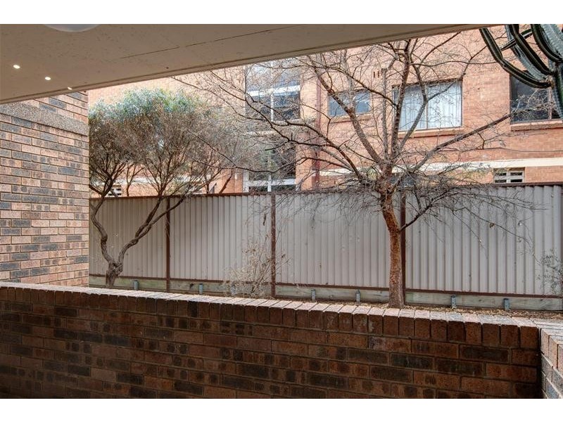 2/17 Preston  Street, Penrith NSW 2750