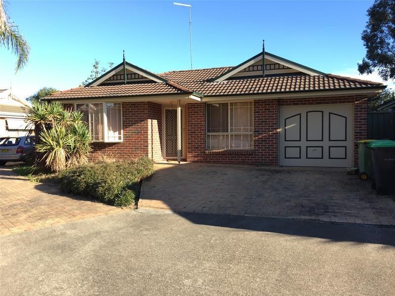 16 Beethoven Place, Cranebrook NSW 2749