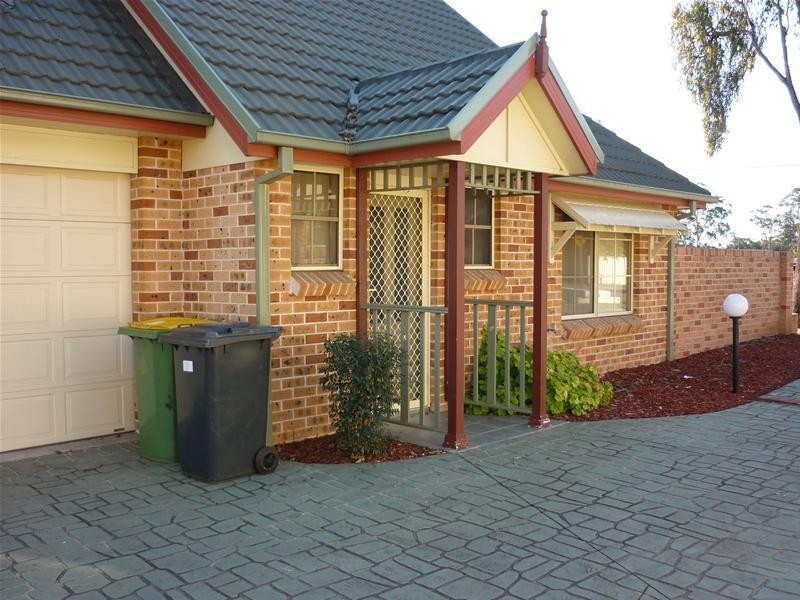 8/6-8  George  Street, Kingswood NSW 2340