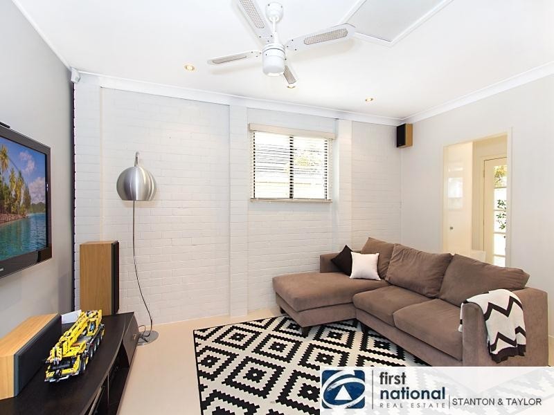 6 Marsh Road, Silverdale NSW 2752