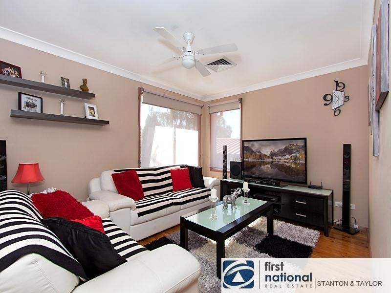 6 Arafuru Avenue, Cranebrook NSW 2749