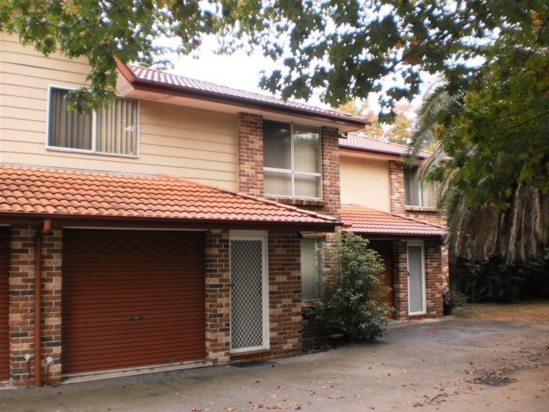 2/14 Vista Street, Penrith NSW 2750