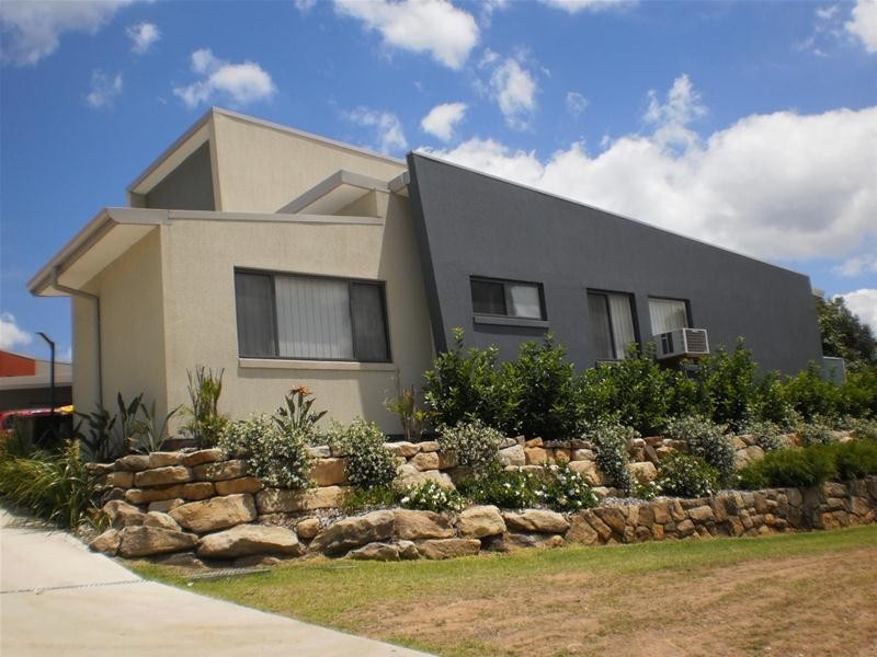 6/84 WOODLANDS Drive, Glenmore Park NSW 2745