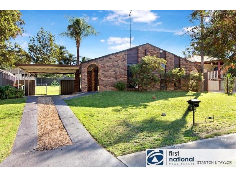 17 Pendock Road, Cranebrook NSW 2749