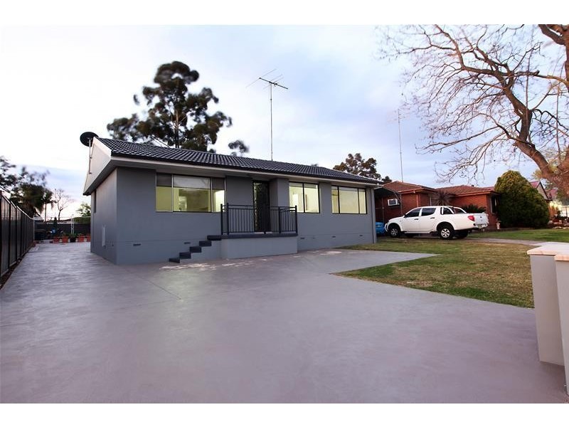 5 Corbin Avenue, South Penrith NSW 2750