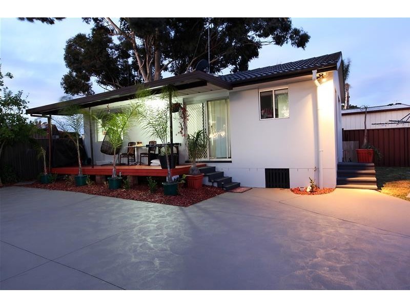 5 Corbin Avenue, South Penrith NSW 2750