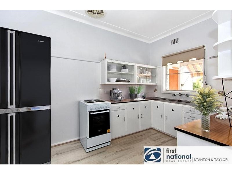 19 ROSEDALE Avenue, Penrith NSW 2750