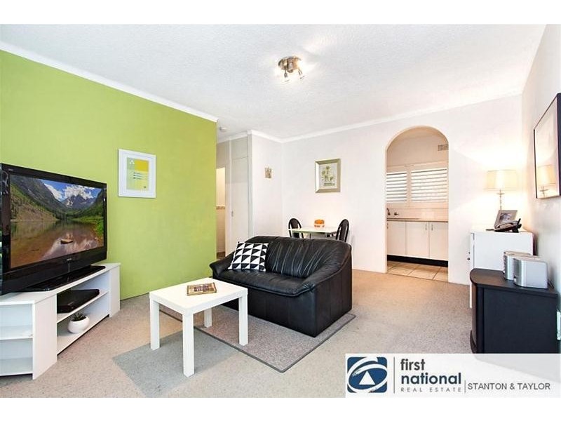 1/5-7 Thurston Street, Penrith NSW 2750