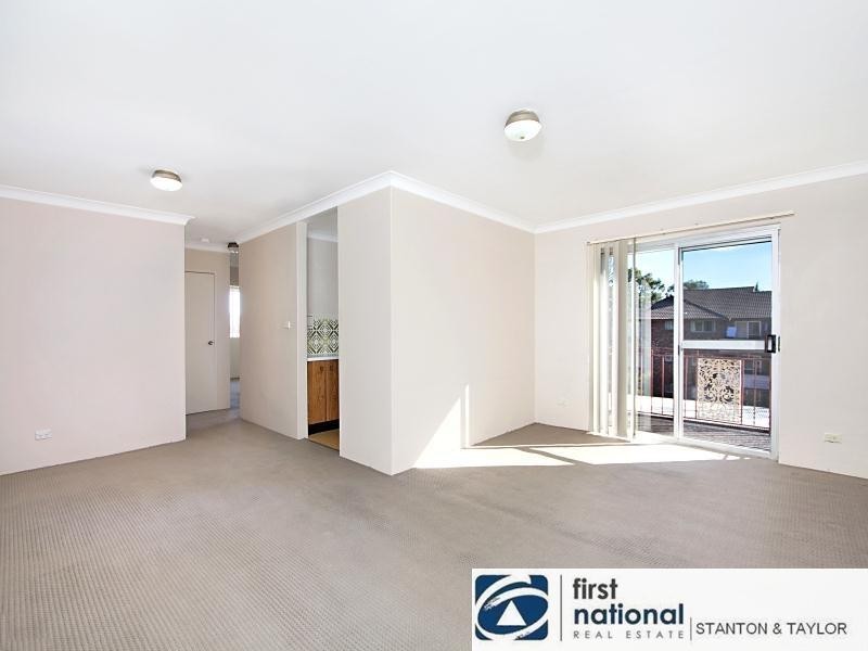 11/152 LETHBRIDGE Street, Penrith NSW 2750