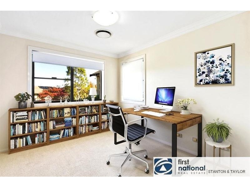 10 Wattlecliffe Drive, Blaxland NSW 2774