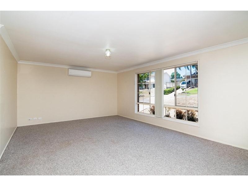 9 Mowla Avenue, Jamisontown NSW 2750
