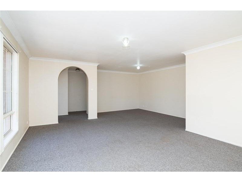 9 Mowla Avenue, Jamisontown NSW 2750