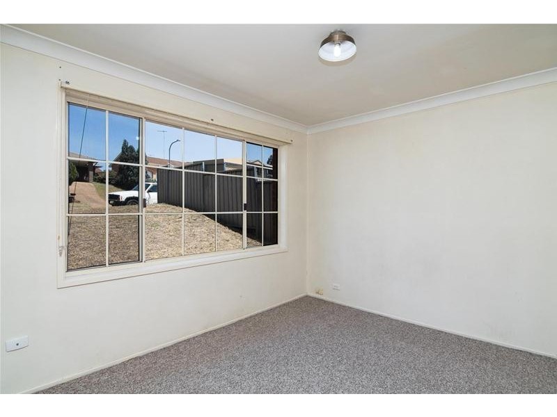 9 Mowla Avenue, Jamisontown NSW 2750