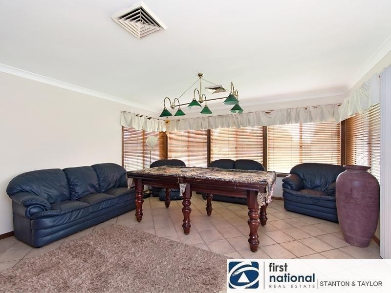 5 Cabernet Circuit, Orchard Hills NSW 2748